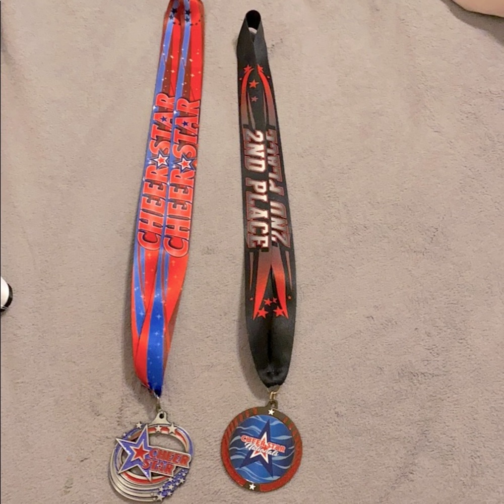 2 cheer star metals